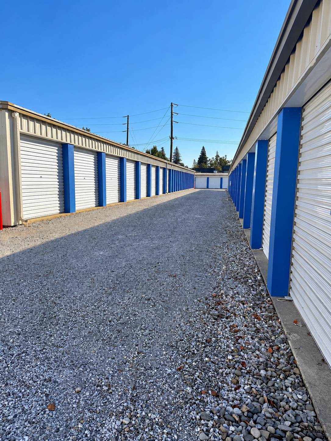 Ace Mini Storage 10' by 10' Outdoor reddingstorage.com